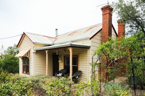 Miss Pym's Cottage - Hotels Melbourne 2