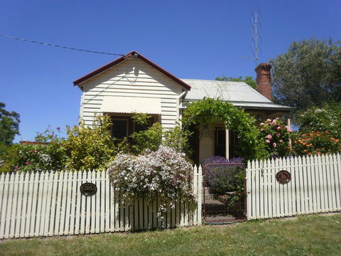 Miss Pym's Cottage - Hotels Melbourne 0