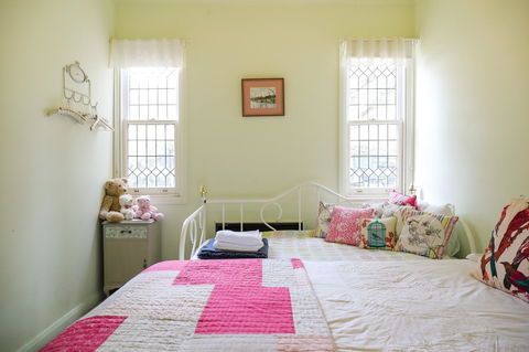 Miss Pym's Cottage - Hotels Melbourne 25