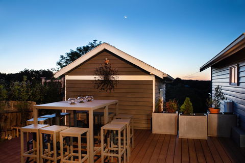 Churchills - Hotels Melbourne 5