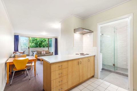 Knox International Hotel And Apartments - Hotels Melbourne 3