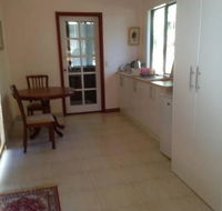 The Folly - Hotels Melbourne