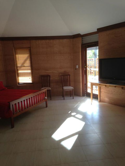 The Folly - Hotels Melbourne 2