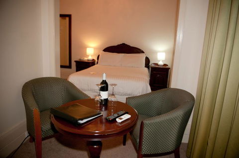 The Hotel Shamrock - Hotels Melbourne 1