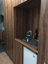 Book Griffith Accommodation Vacations Hotels Melbourne Hotels Melbourne