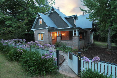 The Leura Mountain House - Hotels Melbourne 0