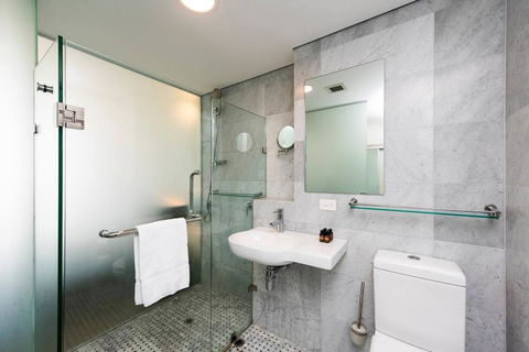 The Nest - Cosy Space On Newcastle Street With Roof Terrace - Hotels Melbourne 3
