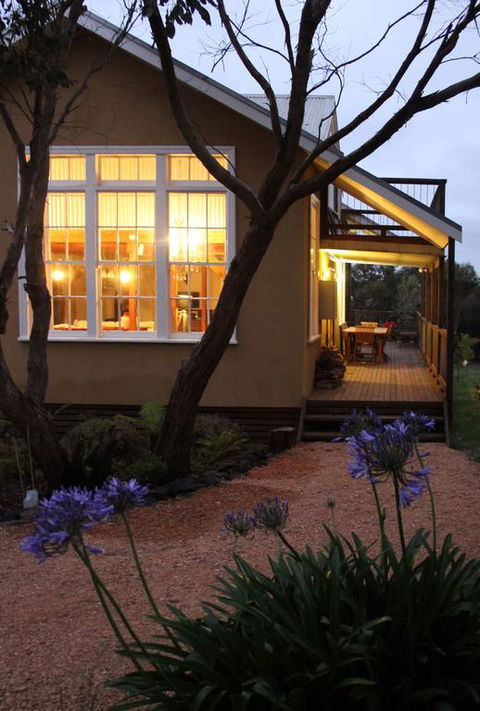 The Old School House - Hotels Melbourne 3