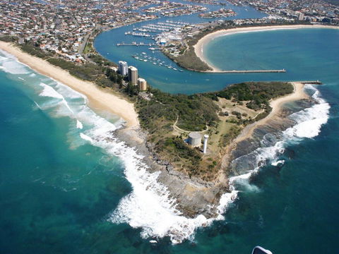 The Penthouse @ Point Cartwright - INSTANT HOTEL WINNER 2019 - Hotels Melbourne 2