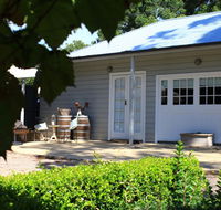 The Villa - Hotels Melbourne