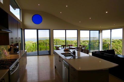 The Wave Oasis SC B&B - Hotels Melbourne 2