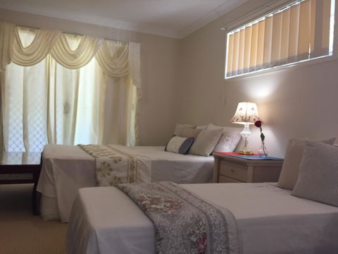 Theme Parks Amituofo Guest House - Hotels Melbourne 0