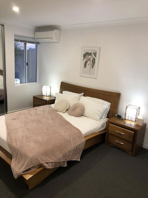 Three Bedroom, Two Bathroom Family Home - Hotels Melbourne 2