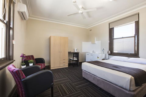 Toongabbie Hotel - Hotels Melbourne 2
