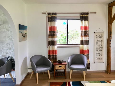 Tree Of Love Farm Stay - Hotels Melbourne 3