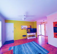Unique Bouvard Beach House Mandurah - Hotels Melbourne