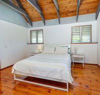 Unique Getaway 300m to Bribie Foreshore Bongaree - Hotels Melbourne