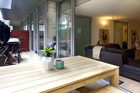 Urban Sea Drift - Pets, Pool, Gym, Parking, Beach 250m - Hotels Melbourne 1