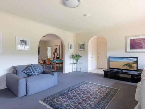 Walling-Clifton Gardens - Backing Onto Golf Course - Hotels Melbourne 2