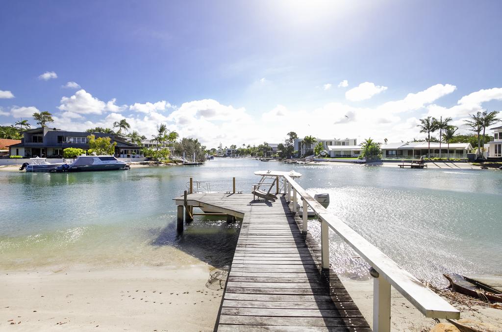 Noosa QLD Hotels Melbourne