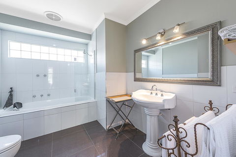 Amelina Cottages - Hotels Melbourne 10