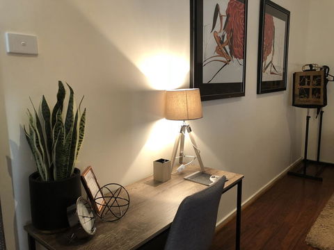 Minni Gums - Hotels Melbourne 8