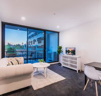 Astrina 2 Bed 2 Bath Apartment - Hotels Melbourne