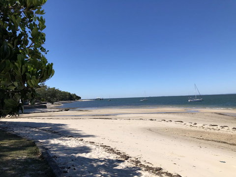 Bribie Island Hotel - Hotels Melbourne 9