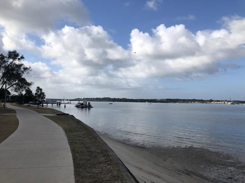 Bribie Island Hotel - Hotels Melbourne 5