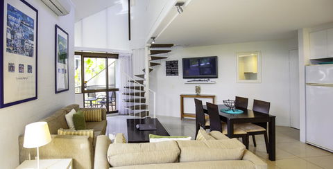 Ocean Breeze Resort - Hotels Melbourne 10