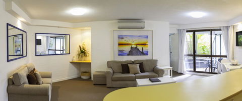 Ocean Breeze Resort - Hotels Melbourne 15