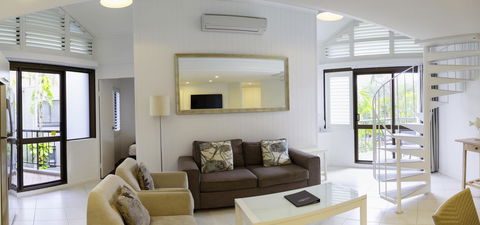 Ocean Breeze Resort - Hotels Melbourne 33