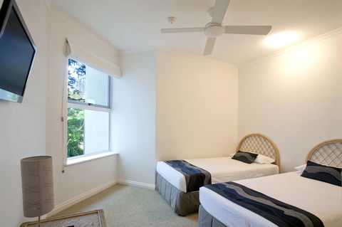 Emerald Noosa - Hotels Melbourne 20