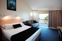 Book Bowen Accommodation Vacations Hotels Melbourne Hotels Melbourne