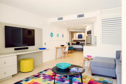 Netanya Noosa Beachfront Resort - Hotels Melbourne 21