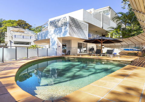 The Cove Noosa - Hotels Melbourne 40