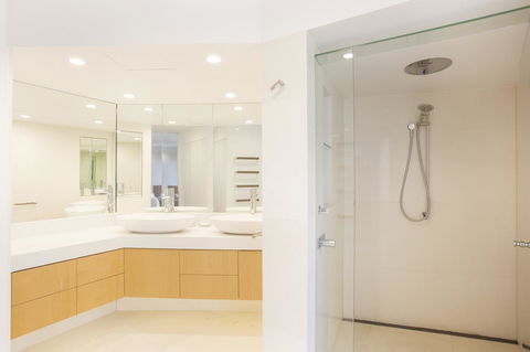 The Cove Noosa - Hotels Melbourne 38