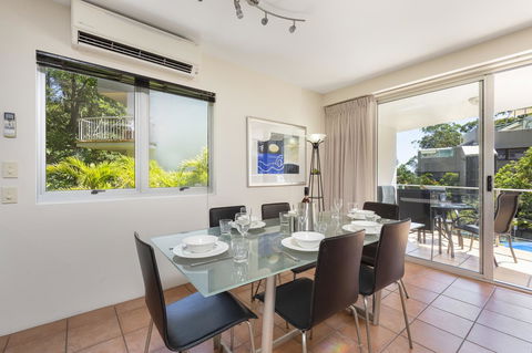 The Cove Noosa - Hotels Melbourne 6