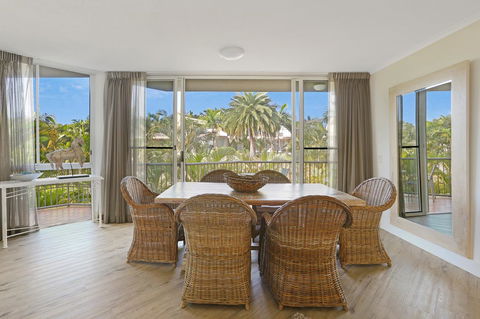 Noosa Tropicana - Hotels Melbourne 43