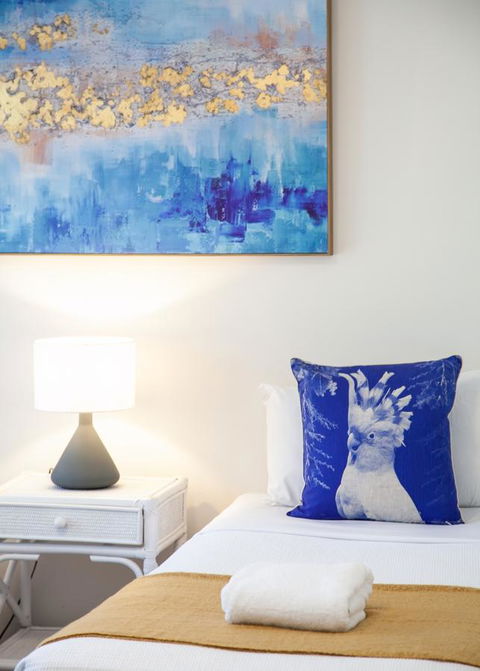 Noosa Tropicana - Hotels Melbourne 11