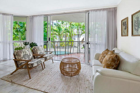 Noosa Tropicana - Hotels Melbourne 18