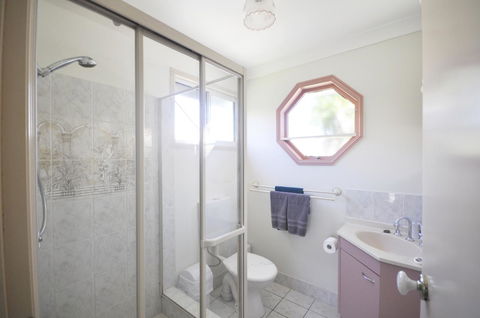 Bribie Island Canal Holiday Destination! - Hotels Melbourne 10