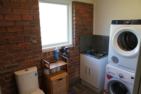 McCarthy Grove Maleny - Hotels Melbourne 11