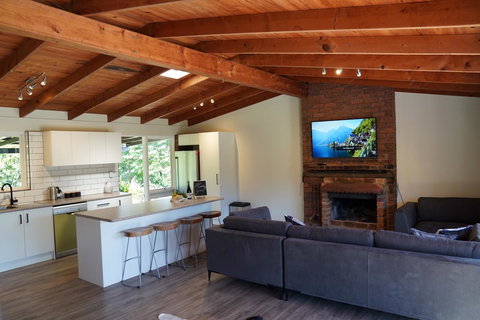 McCarthy Grove Maleny - Hotels Melbourne 7