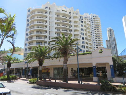 APR Private SUITES MOROC By The Beach - Hotels Melbourne 9