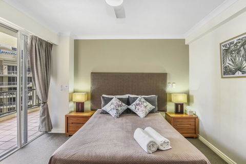 APR Private SUITES MOROC By The Beach - Hotels Melbourne 15
