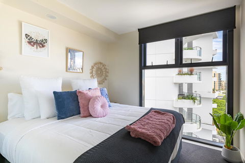Sunset Retreat Mooloolaba - Hotels Melbourne 23