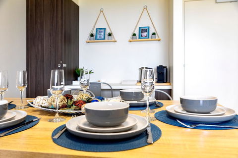 Sunset Retreat Mooloolaba - Hotels Melbourne 3