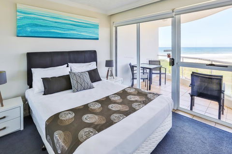 Regency On The Beach - Hotels Melbourne 3