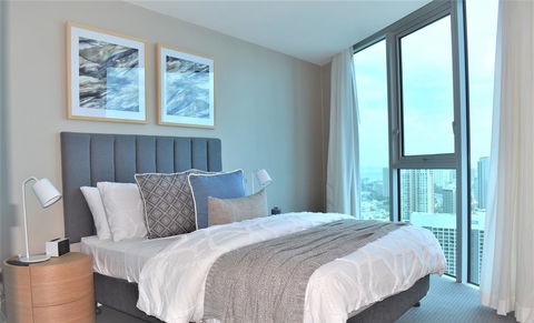 Gold Coast Private Apartments - H Residences, Surfers Paradise - Hotels Melbourne 3